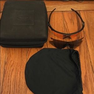 Oakley M Frames, 2 lenses ,soft case and hard case